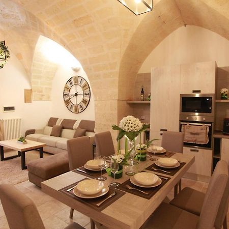 Lata Luxury Home Casa Vacanze ブリンディジ エクステリア 写真
