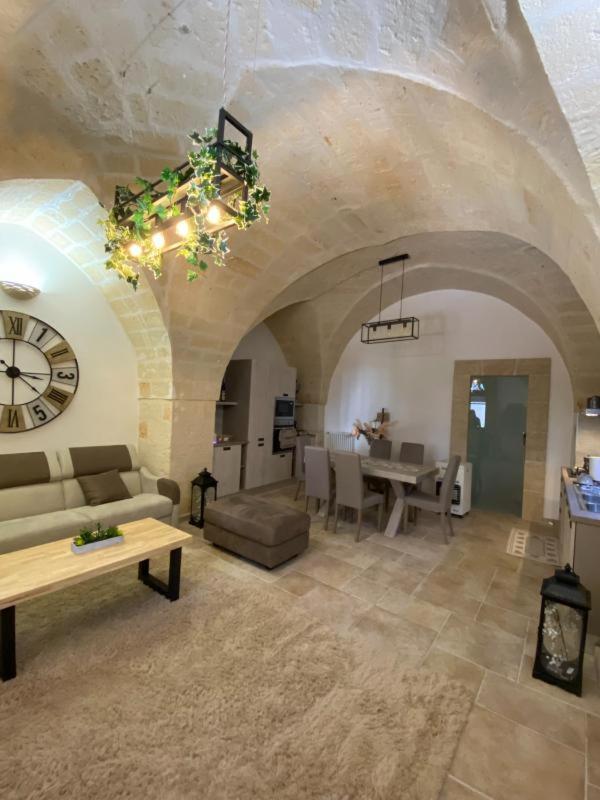 Lata Luxury Home Casa Vacanze ブリンディジ エクステリア 写真