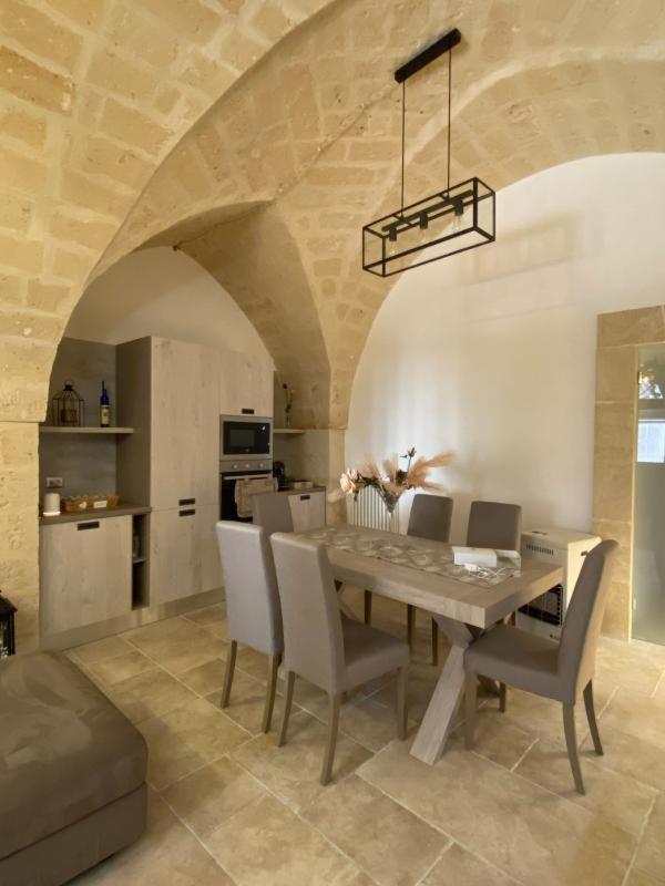 Lata Luxury Home Casa Vacanze ブリンディジ エクステリア 写真